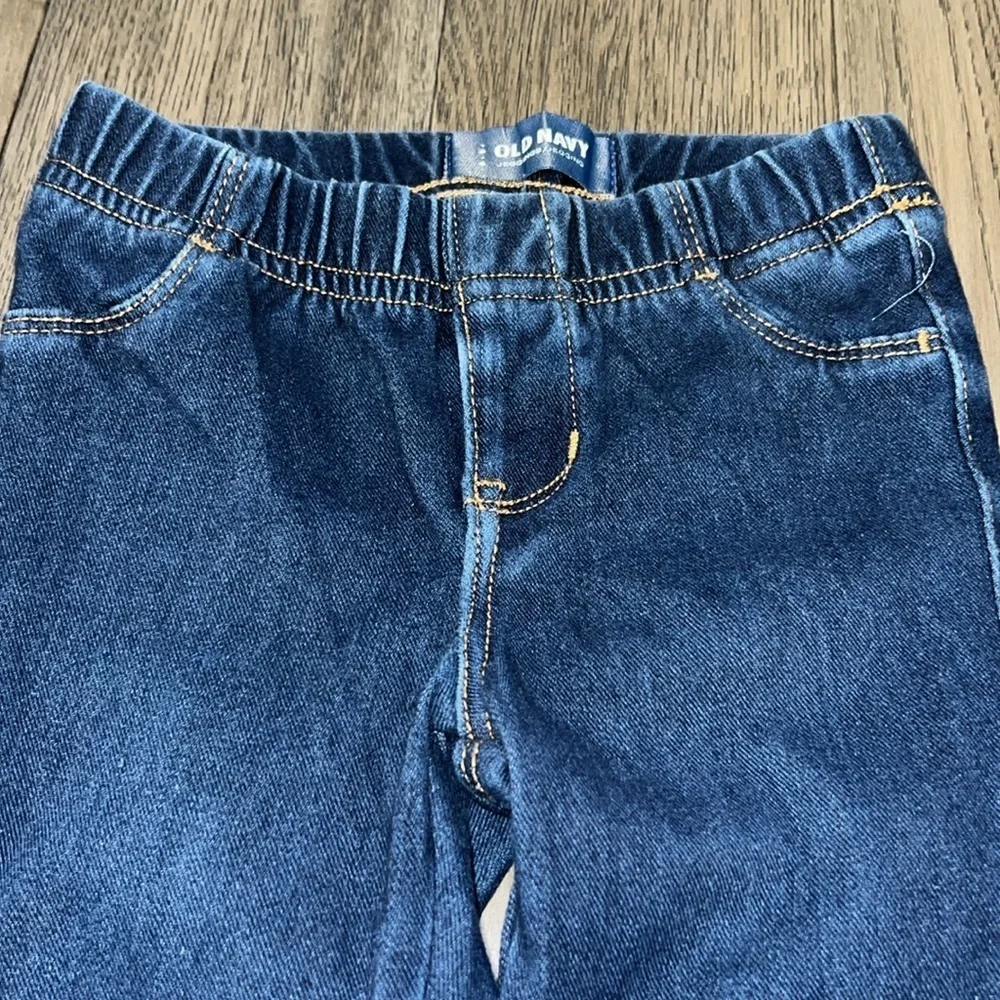 Old Navy girls distressed jeggings with zippers